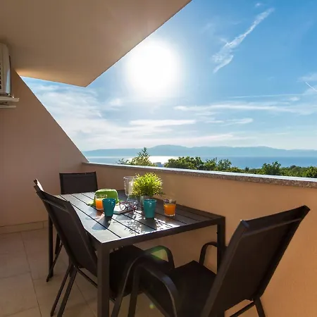 Daire Lavish In Omi Alj With Rooftop Terrace *